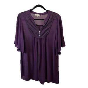 Weekend Suzanne Betro Purple Crinkle Crepe Floral Lace Henley Popover Top 2X